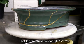 Pot K green oval finished qtr.JPG